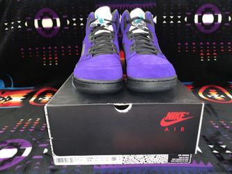 Jordan 5 Alternate Grape
