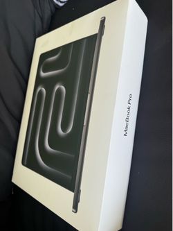 M5 chip 24GB memory 14-inch MacBook Pro 1TB storage