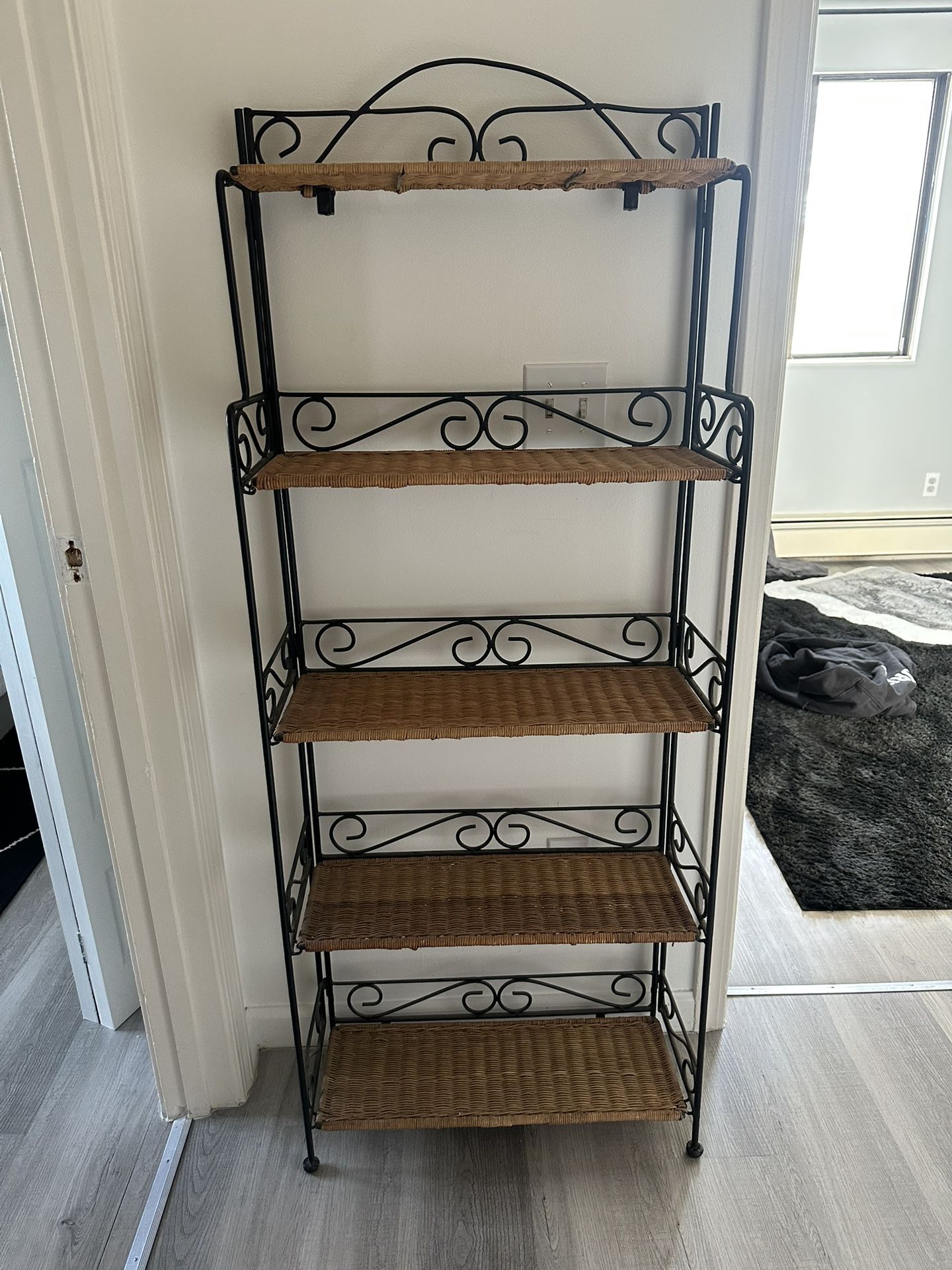 Rattan Foldable Shelf