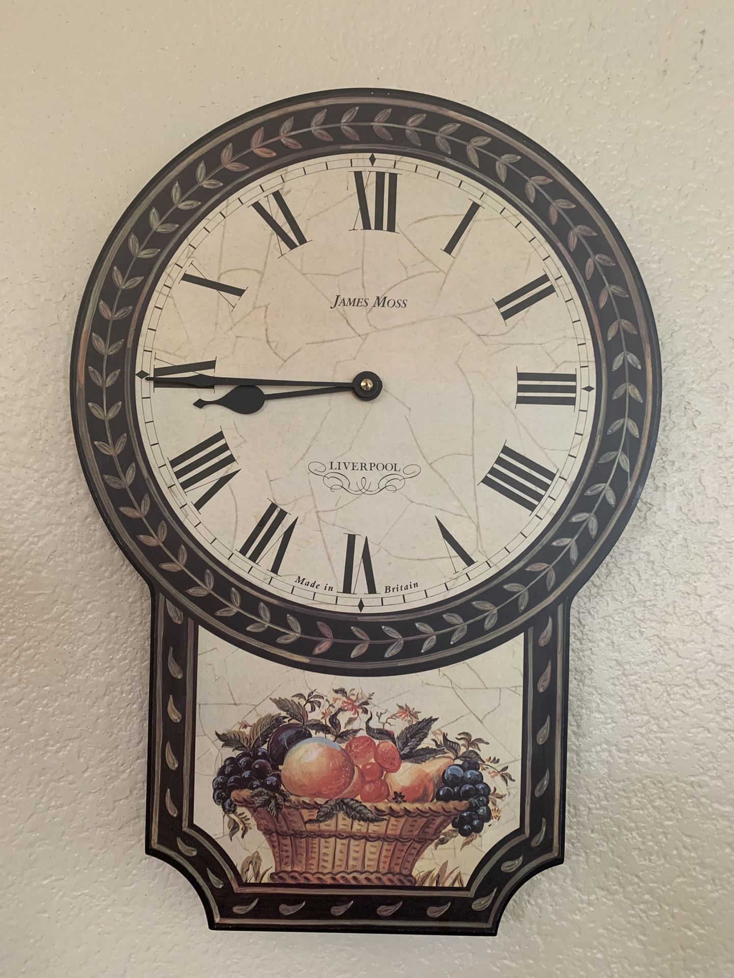 Kitchen Clock. Vintage Clock.