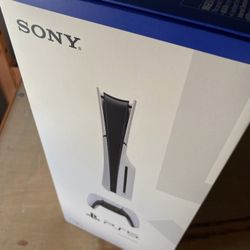 Sony PlayStation 5 Slim Console 1TB - Disc Version CFI-2015 - White - Brand New