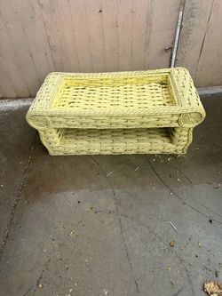 wicker bench