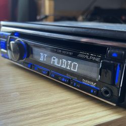 Alpine Stereo CDE-HD137BT