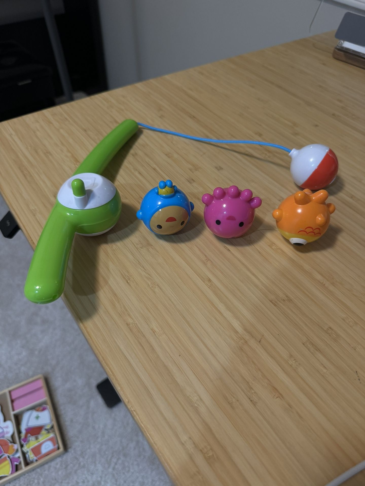 Munchkin® Fishin'™ Magnetic Baby and Toddler Bath Toy