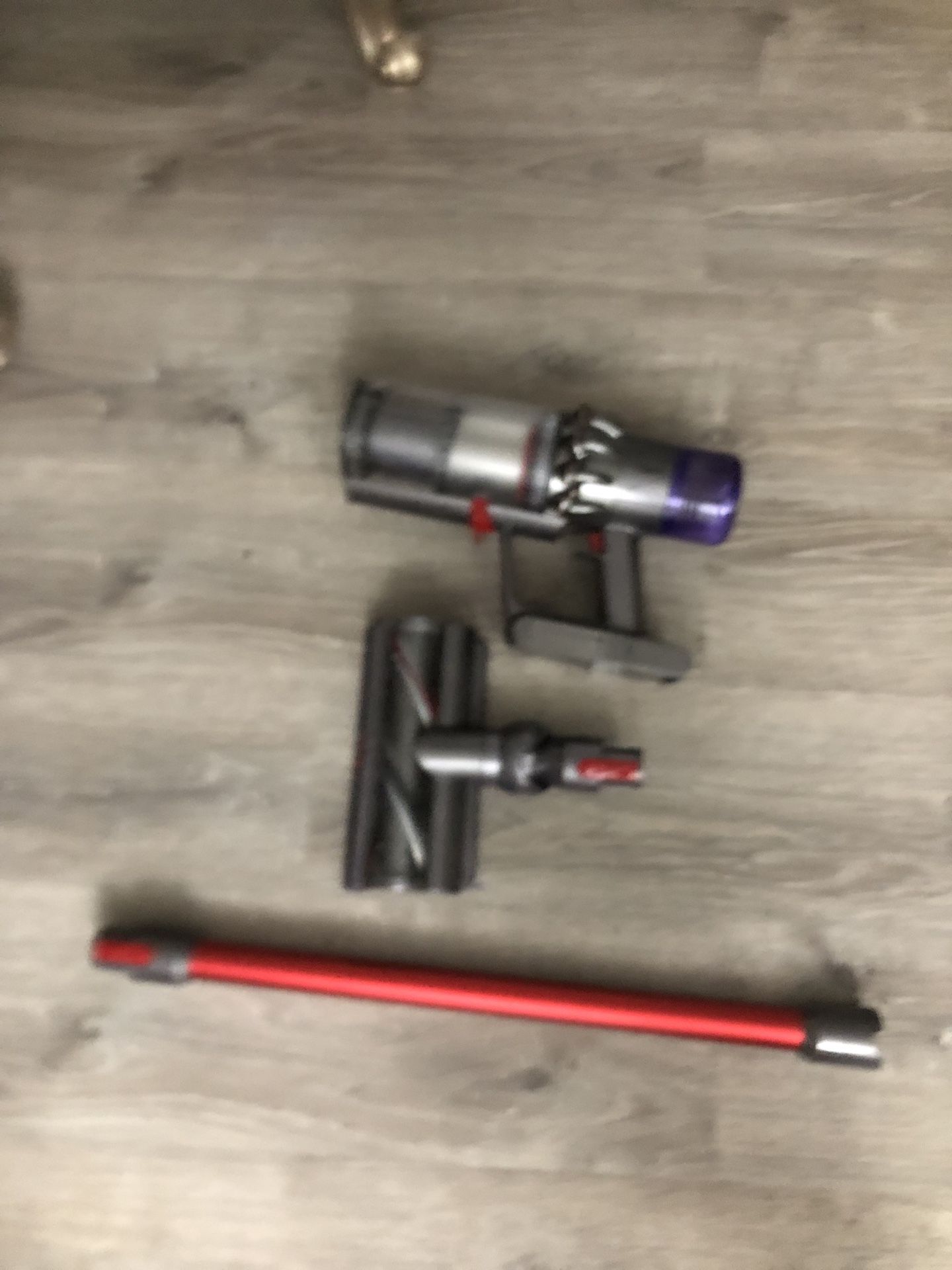 Dyson Sv14 Vacuum Missing Charger