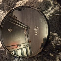 Eufy ROBOVAC 