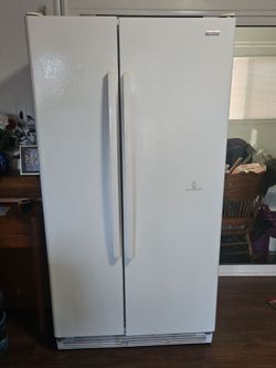 Fridge will take any offer