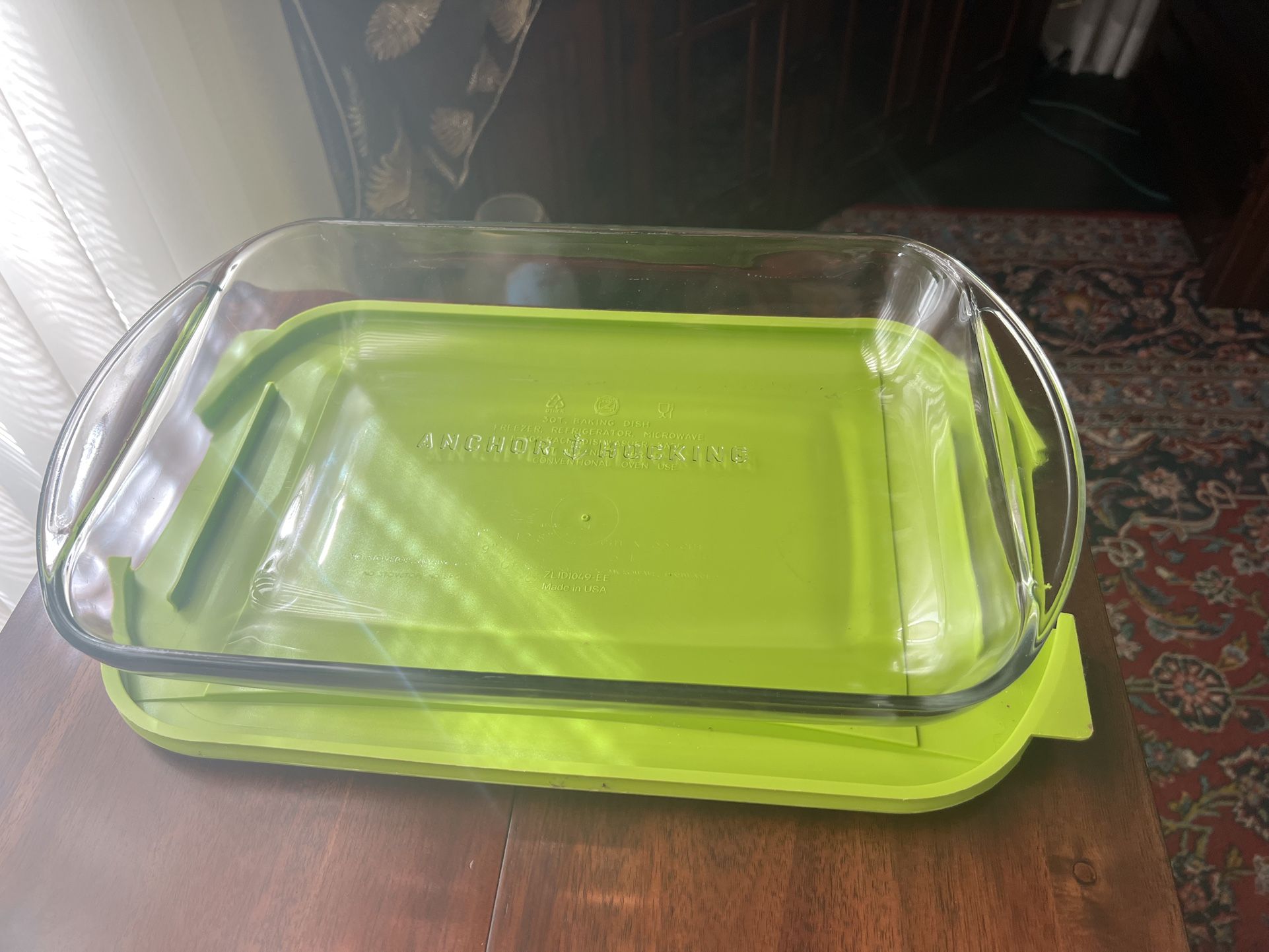 Anchor Hocking Glass Baking Dish With Lid  9x12.8 Inches