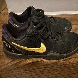 Nike Kobe  VIII