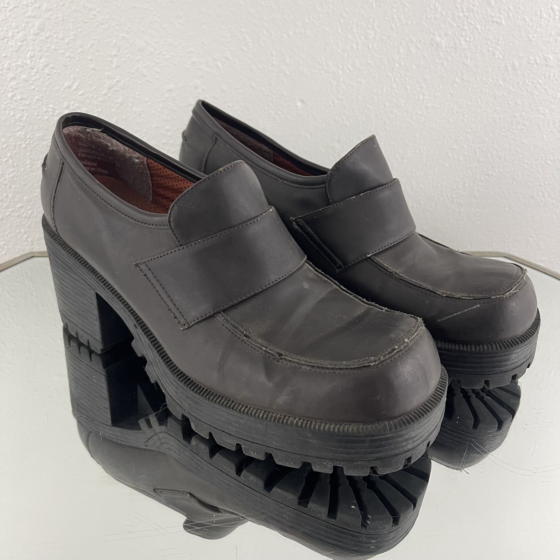 LOWER EAST SIDE Vintage Y2K Brown Faux Leather Chunky Platform Heeled Loafers