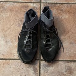 Men Jordan flightplate Size 13