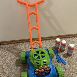 Lawn Mower With Bubbles New 
