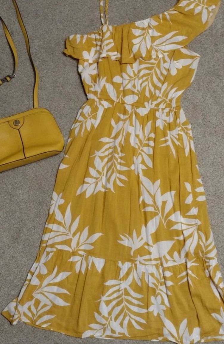 Old Navy Dress w/ Anne Klein Purse