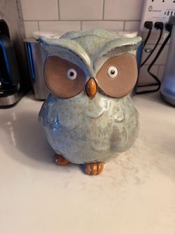 New Large Ceramic Owl Figurine - Super Cute 12 inches tall x 11 inches across