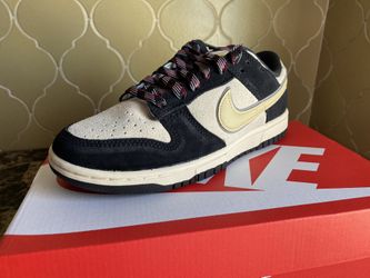 Nike Dunk Low LX