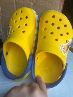 Minions  crocs
