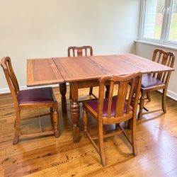 Expandable Oak Dining Table and 4 Chairs