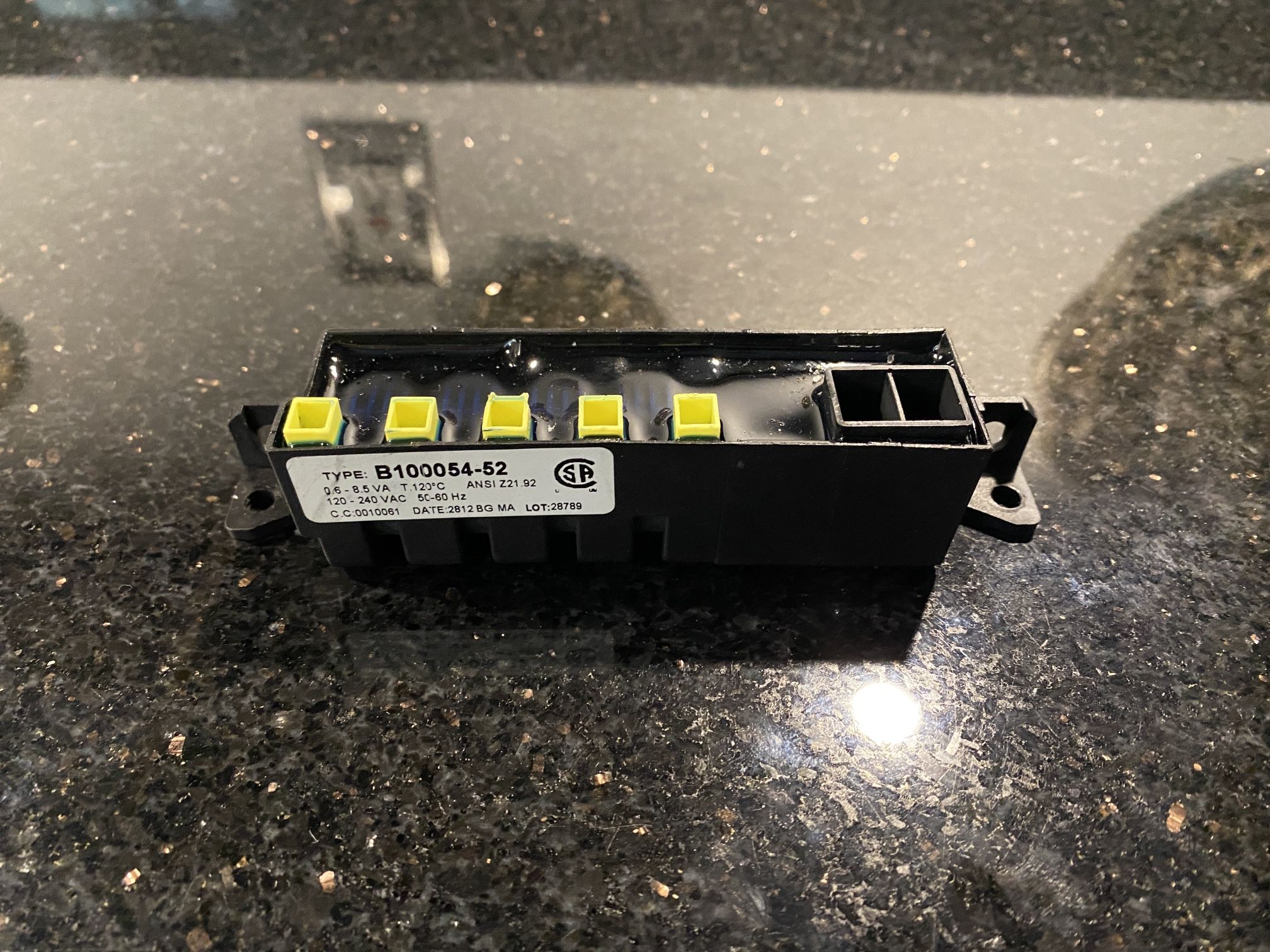 Whirlpool Gas Range Spark Module Board WPW10475149 or W10475149