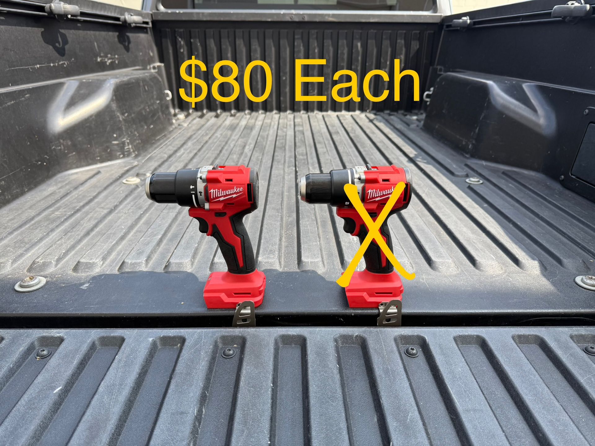Milwaukee M18 18V Lithium-Ion Brushless Cordless 1/2 in. Compact Hammer Drill/Driver