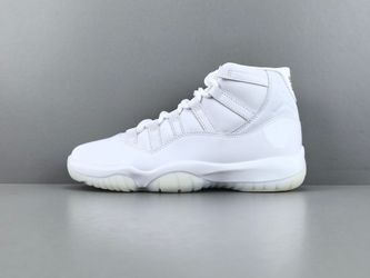 COMME des GARÇONS HOMME PLUS x Air Jordan 11