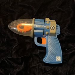 Shrink Ray toy gun Universal Studios, Despicable Me