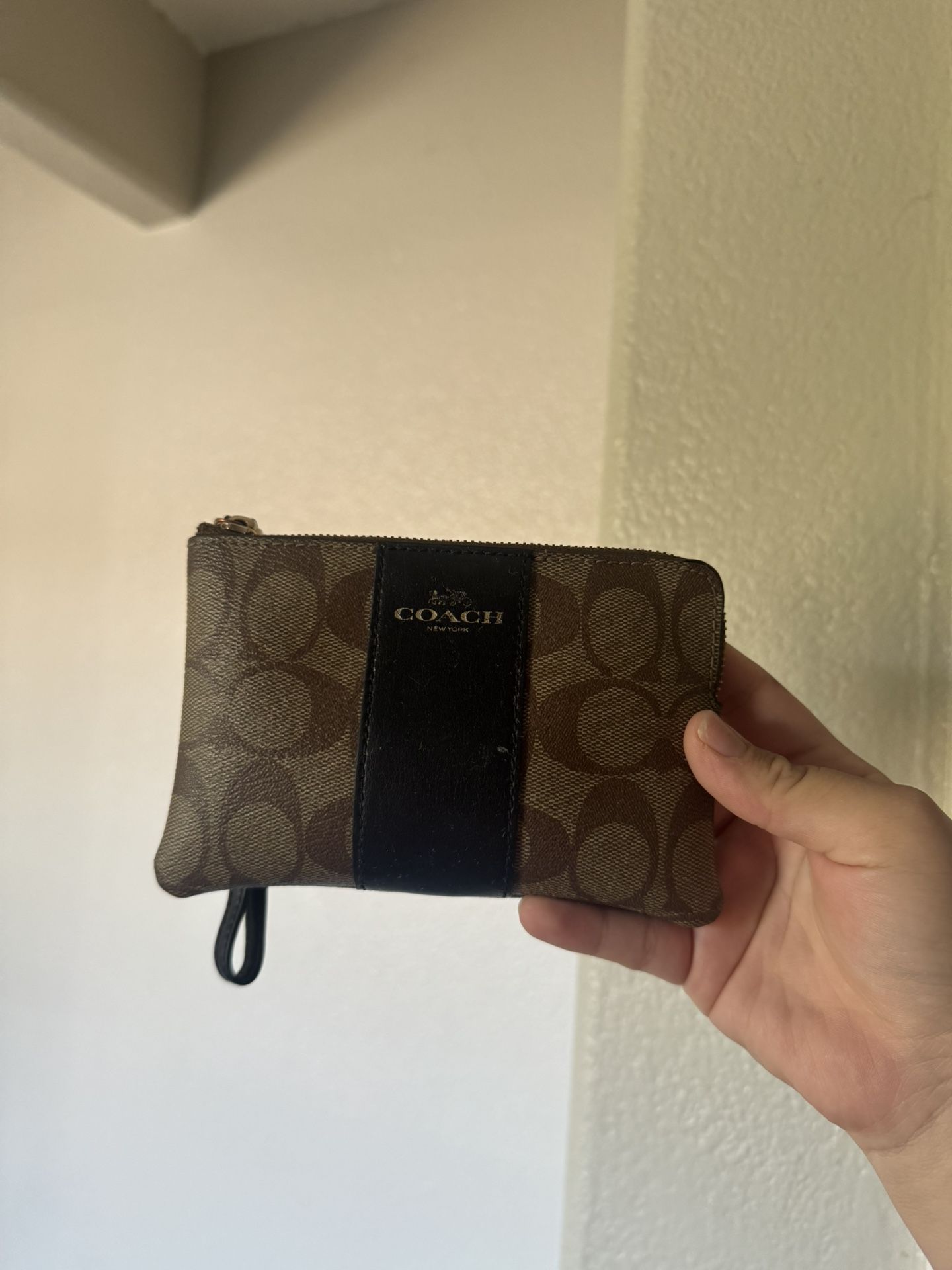small coach wallet