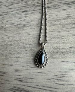 Retired Sterling Silver Teardrop Onyx Pendant on a James Avery 24" Rope Chaine