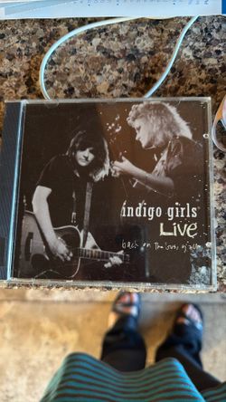 Indigo Girls Live CD 1990-91 Back On The Bus y’all.