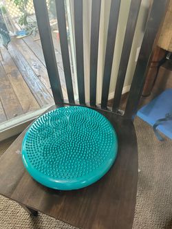Turquoise Wobble Cushion