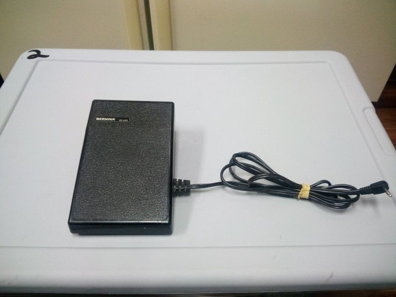 Original Bernina Serger Foot Pedal Control YC-425 Sewing Machine Controller