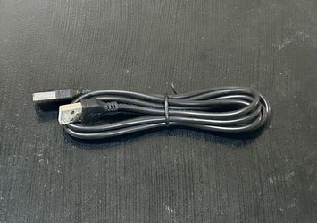 USB-A to USB-A Male-to-Male Cable