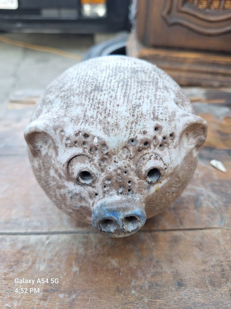 Vintage Lee & PuLee & Pup McCarty | McCarty’s Pottery | Ceramic “Fat Pig”