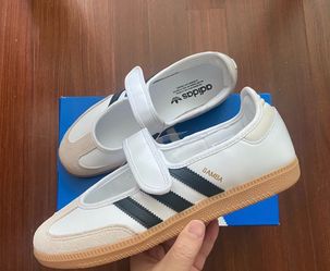 Adidas sambas Jane woman’s size 7