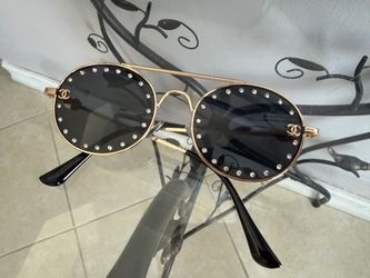 Gold & Pearl round designer glasses