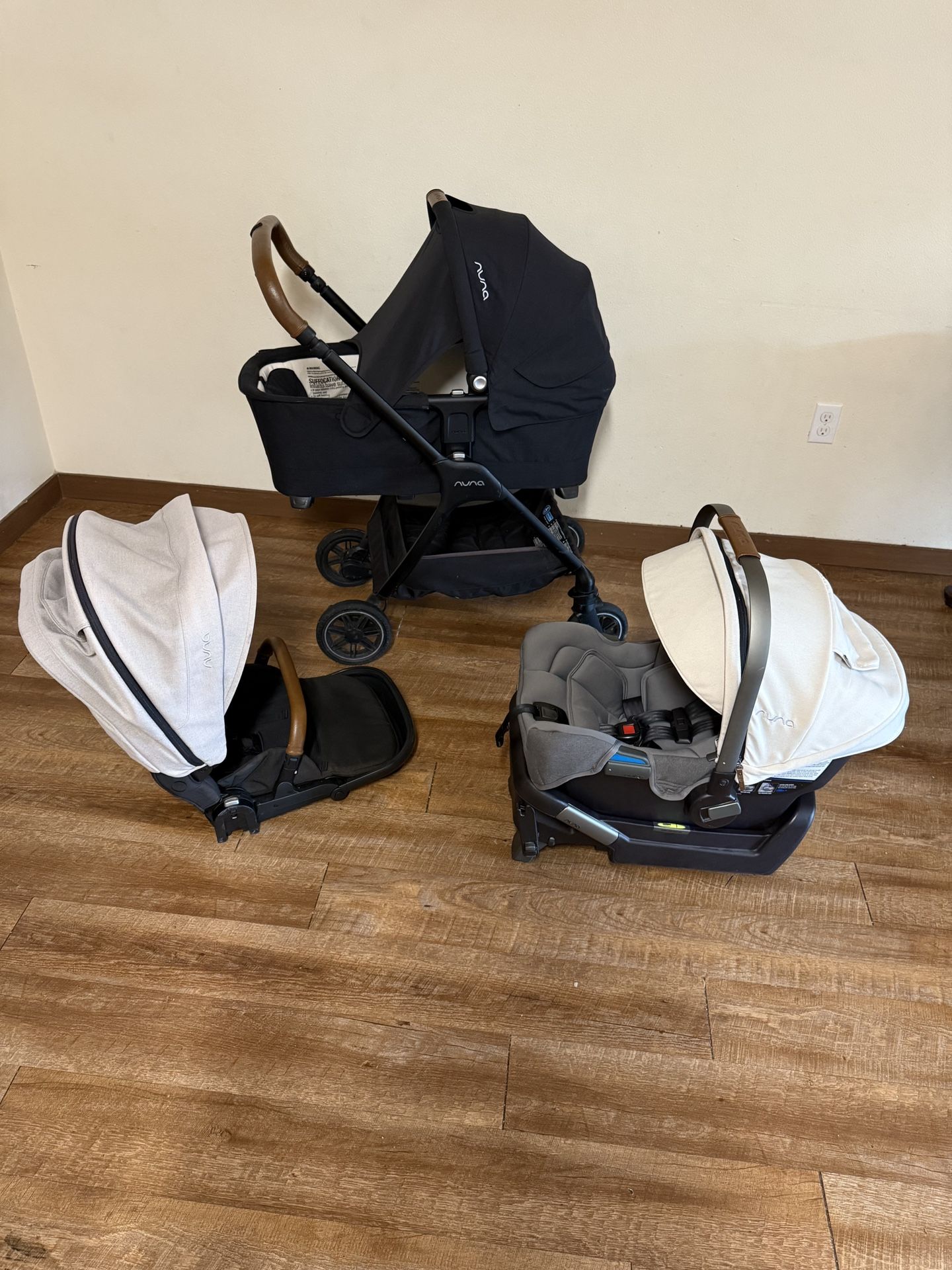 Nuna triv Next stroller and car seat and bassinet