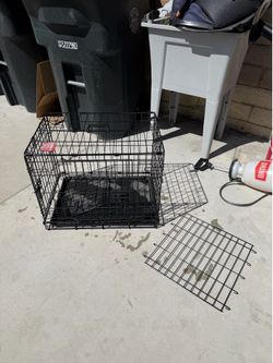 Dog crate