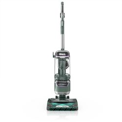 Brand New Shark DetectPro Lift Away Vacuum LA800 Pet Hair Carpet Hard Floor