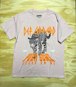 Def Leppard Men’s L Pink “Pour Some Sugar On Me” Graphic Logo Tee Crew Neck