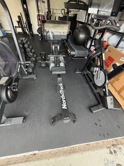 NordicTrack Rowing Machine with Screen