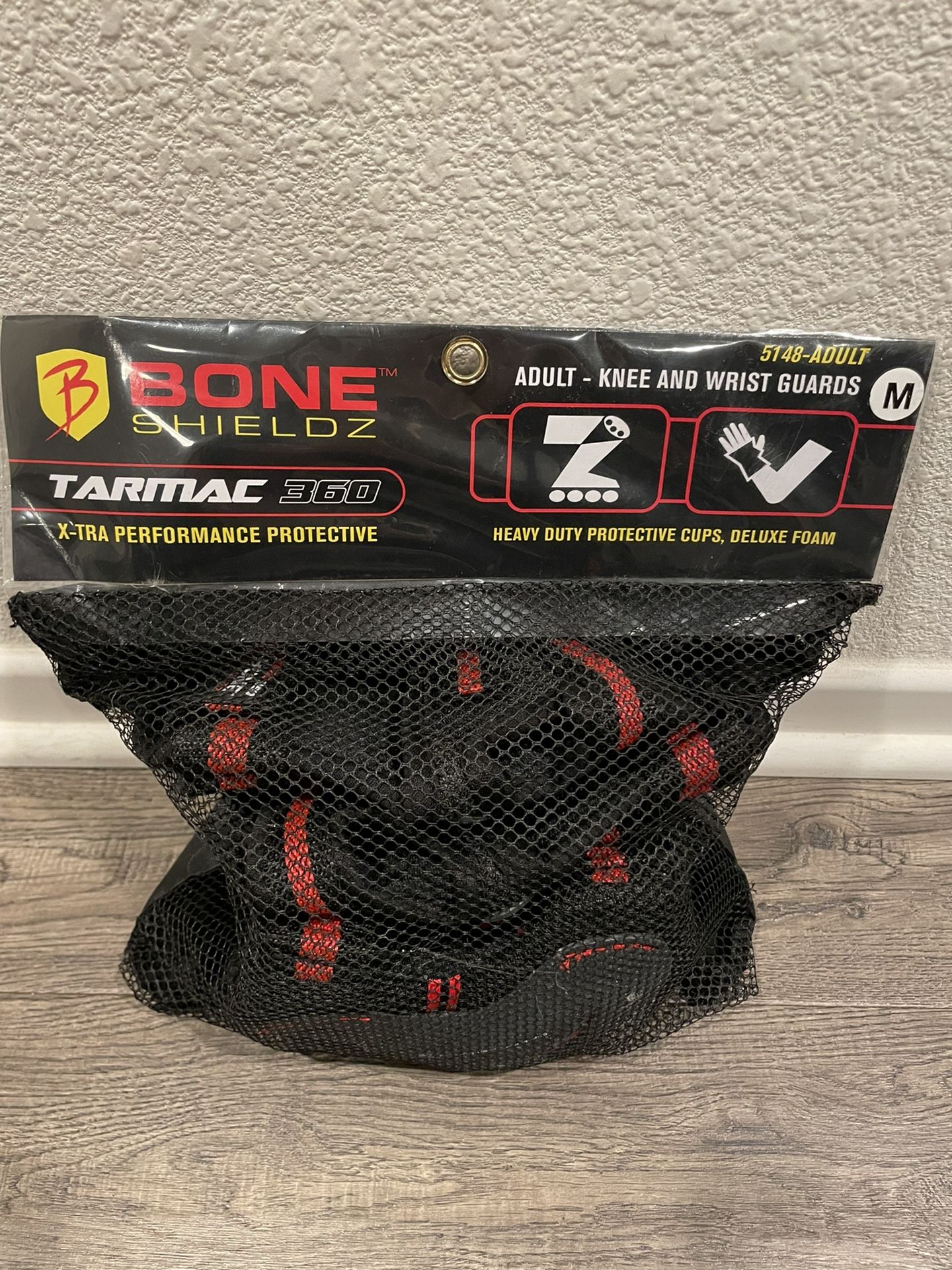 BoneShieldz Tarmac 360 YOUTH/ADULT KNEE AND WRIST GUARDS - Size M