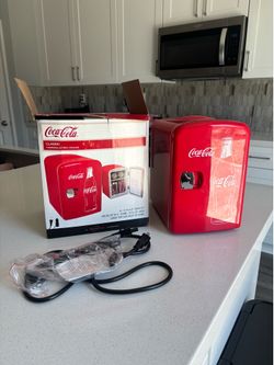 Coca-Cola Classic Mini-Cooler
