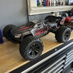 Arrma Kraton 6S EXB RTR 1/8 4WD Brushless Speed Truck