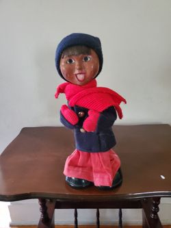 Caroling Kids by Sandra Lee Sing Sway Motion Christmas Figurine 12.5"