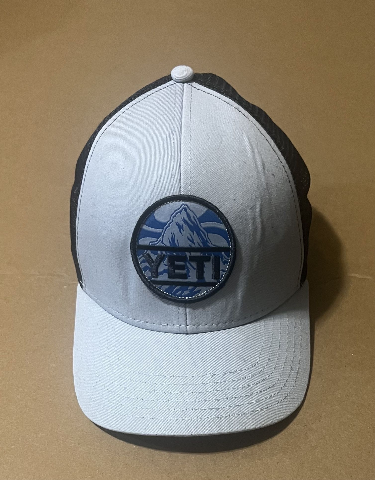 YETI Mountain Badge Hat Light Blue New