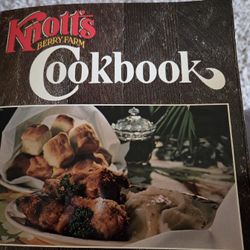 KNOTTS BERRY FARM COOKBOOK