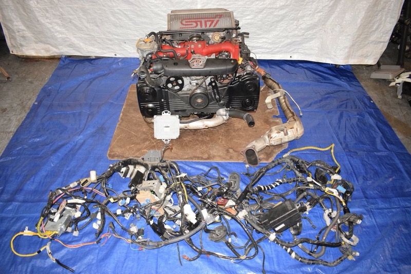 JDM Subaru STI EJ207 2.0L complete engine Wiring harness ecu and 6Speed manual complete drive train and brembo kit