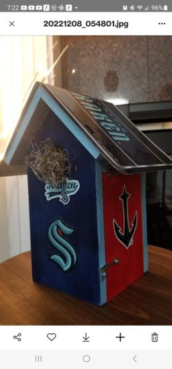 Kraken Birdhouse