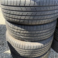 225/65r17 Michelin Tires En Excelentes Condiciones De Vida Las 4
