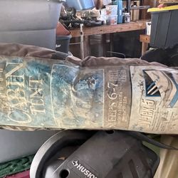 Barely used 6-7 man tent