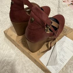 Free People Size 9 Wine Color 